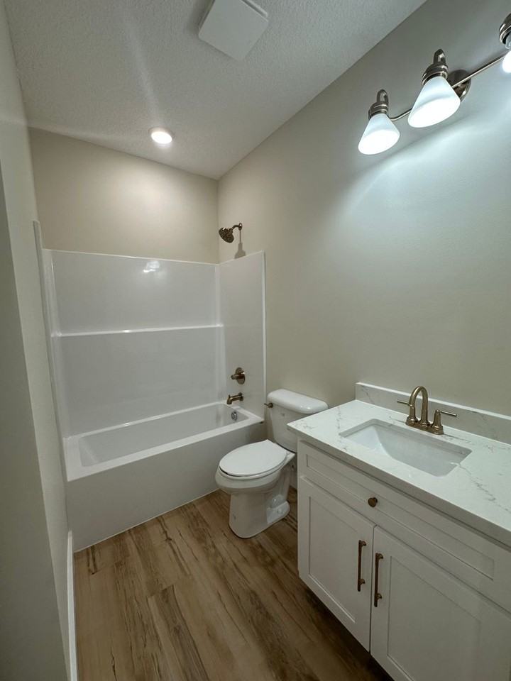 65 Wilson St - Photo 5 of 20