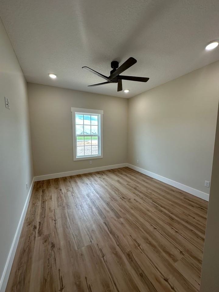 65 Wilson St - Photo 6 of 20