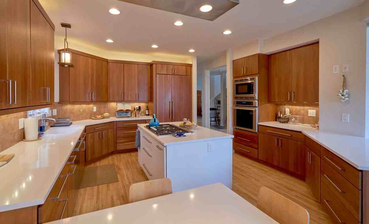 5626 Pennsylvania Ave - Photo 3 of 9