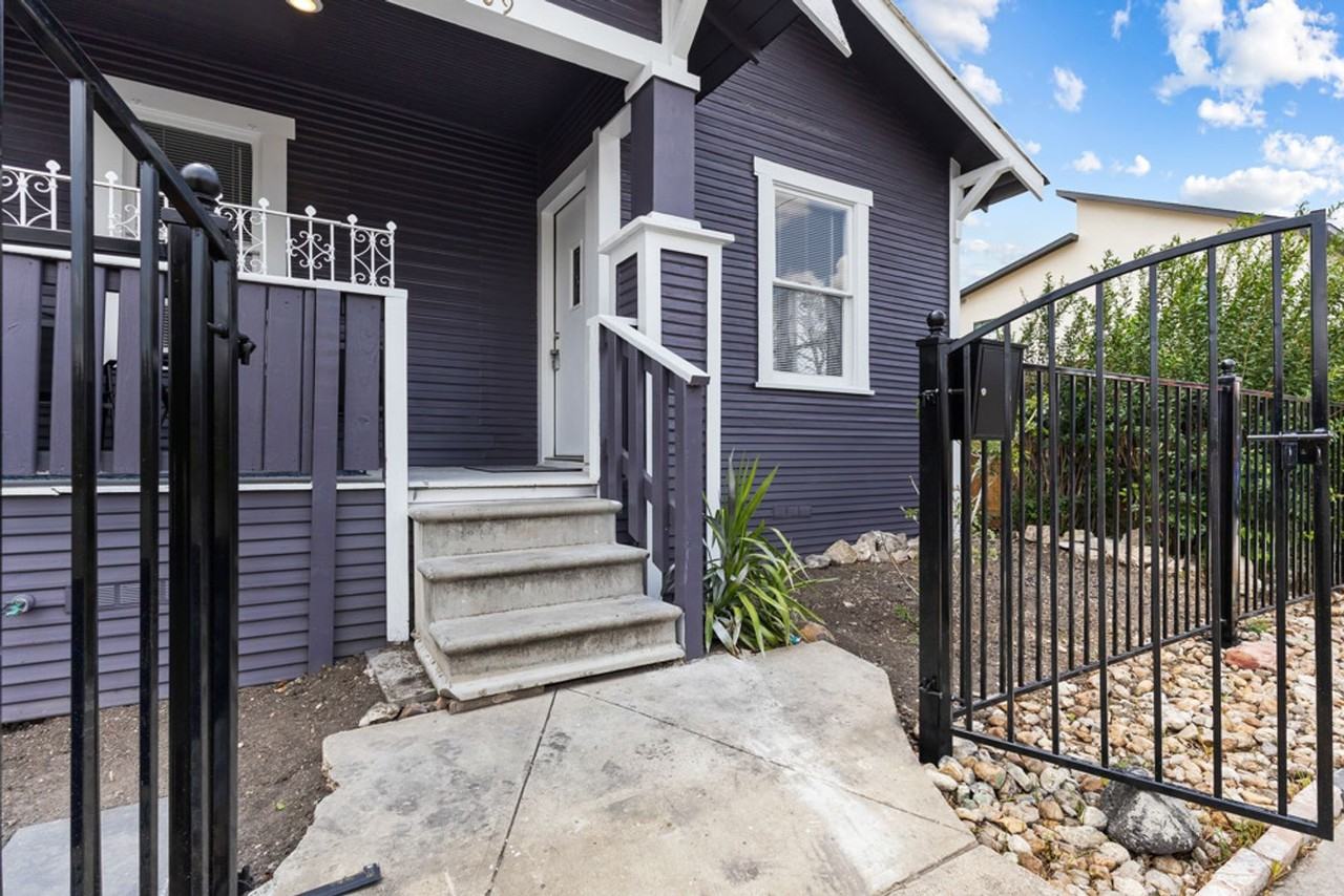 309 S Hackberry St - Photo 3 of 25