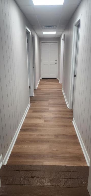 803 Sue Ln - Photo 3 of 9