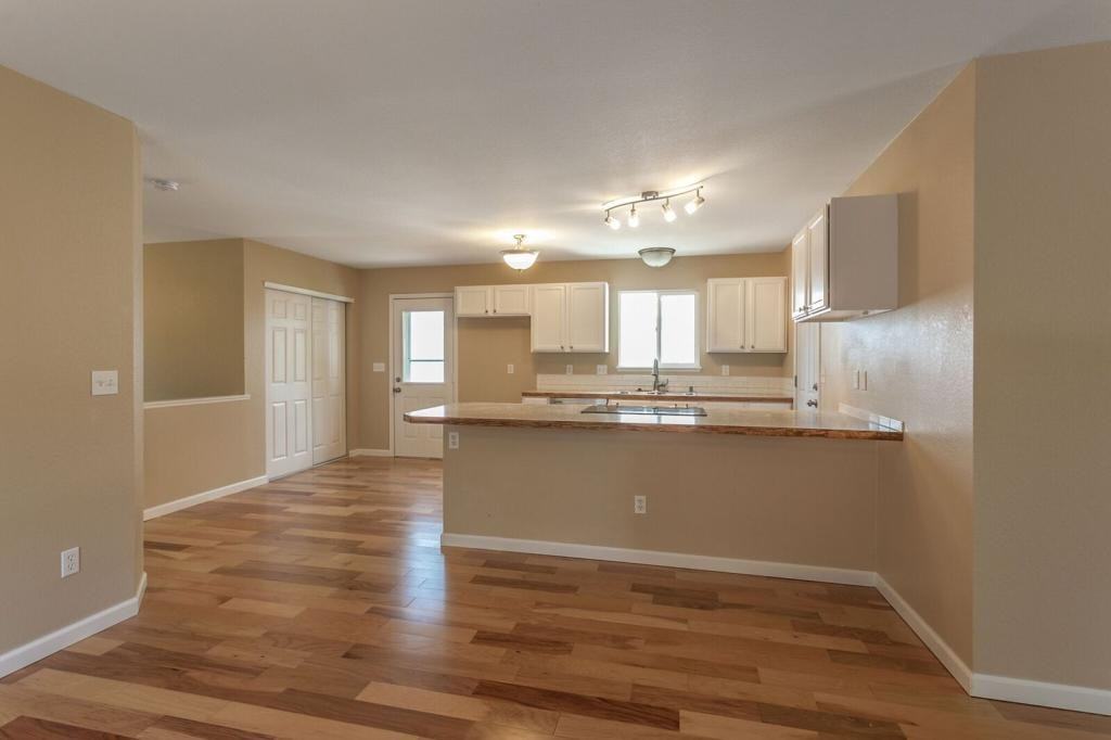 2362 Calcite Street - Photo 2 of 38