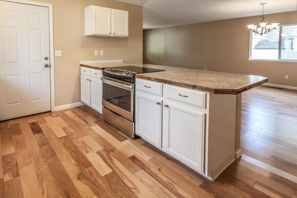 2362 Calcite Street - Photo 7 of 38