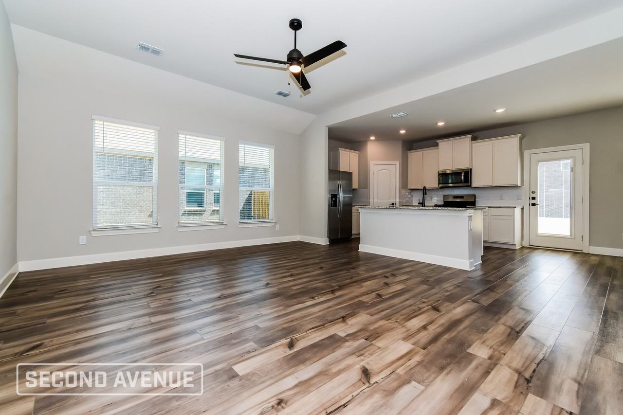 2020 Atwood Dr - Photo 5 of 28