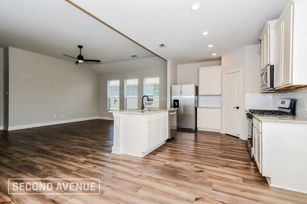 2020 Atwood Dr - Photo 7 of 28
