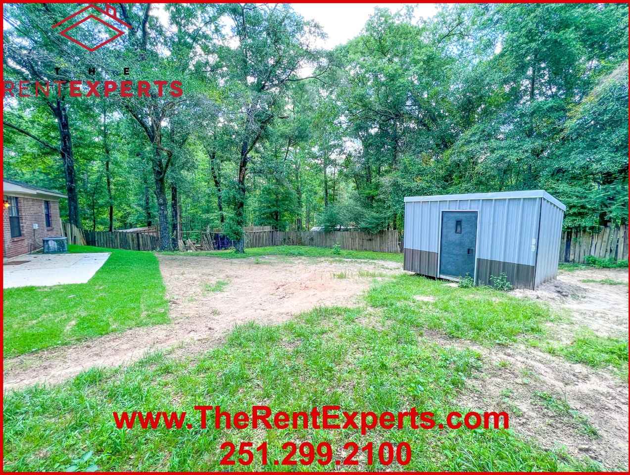 2086 Mesa Dr - Photo 3 of 38