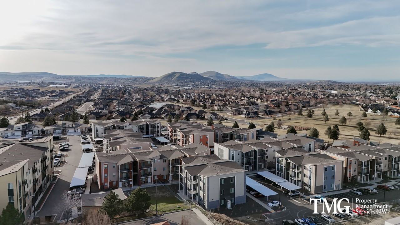 Park Avenue at Hansen Park - Photo 3 of 50