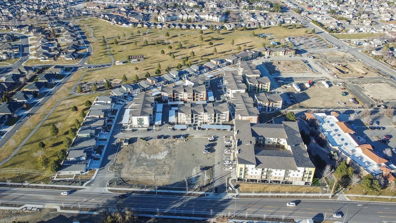 Park Avenue at Hansen Park - Photo 5 of 50