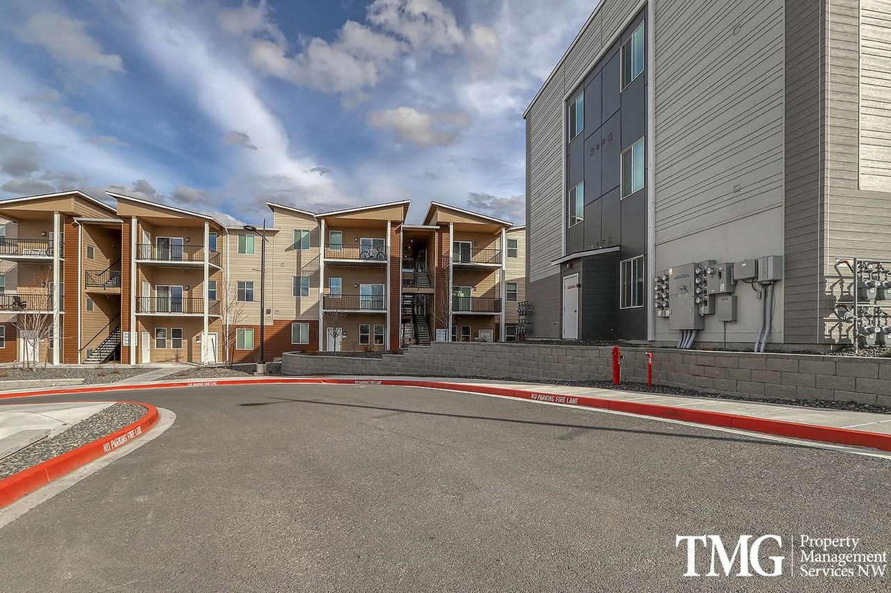 Park Avenue at Hansen Park - Photo 7 of 50