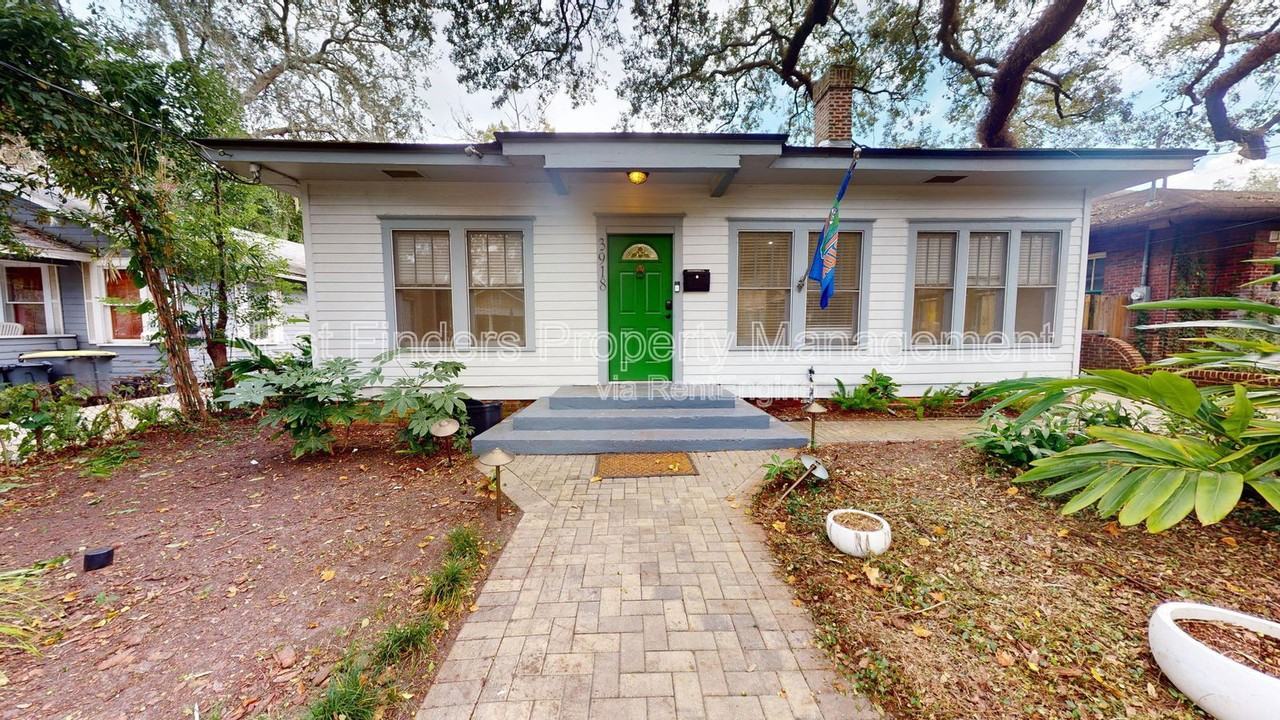 3918 Herschel St - Photo 3 of 27