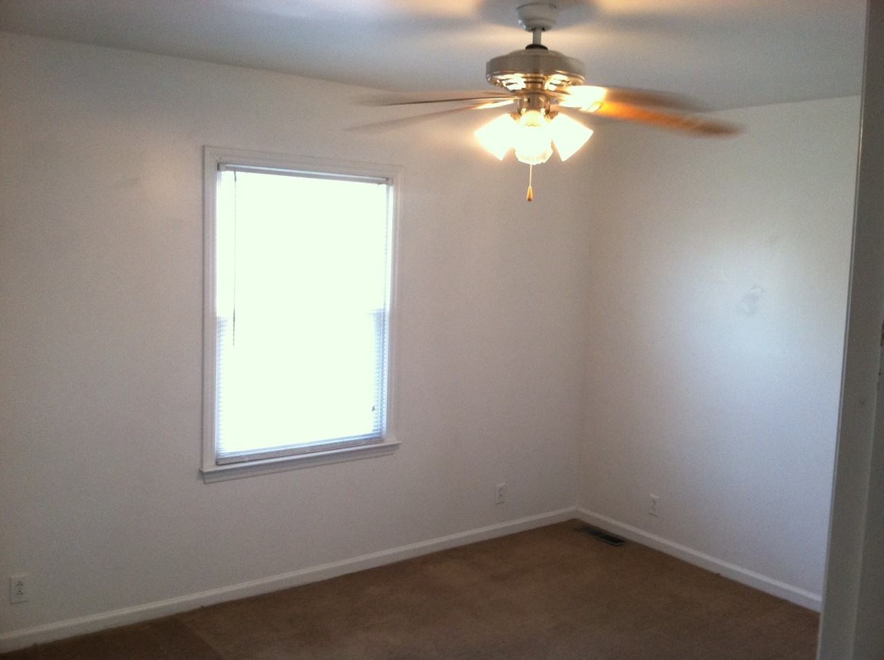 1209 / 1215 Wenlon Drive - Photo 2 of 15