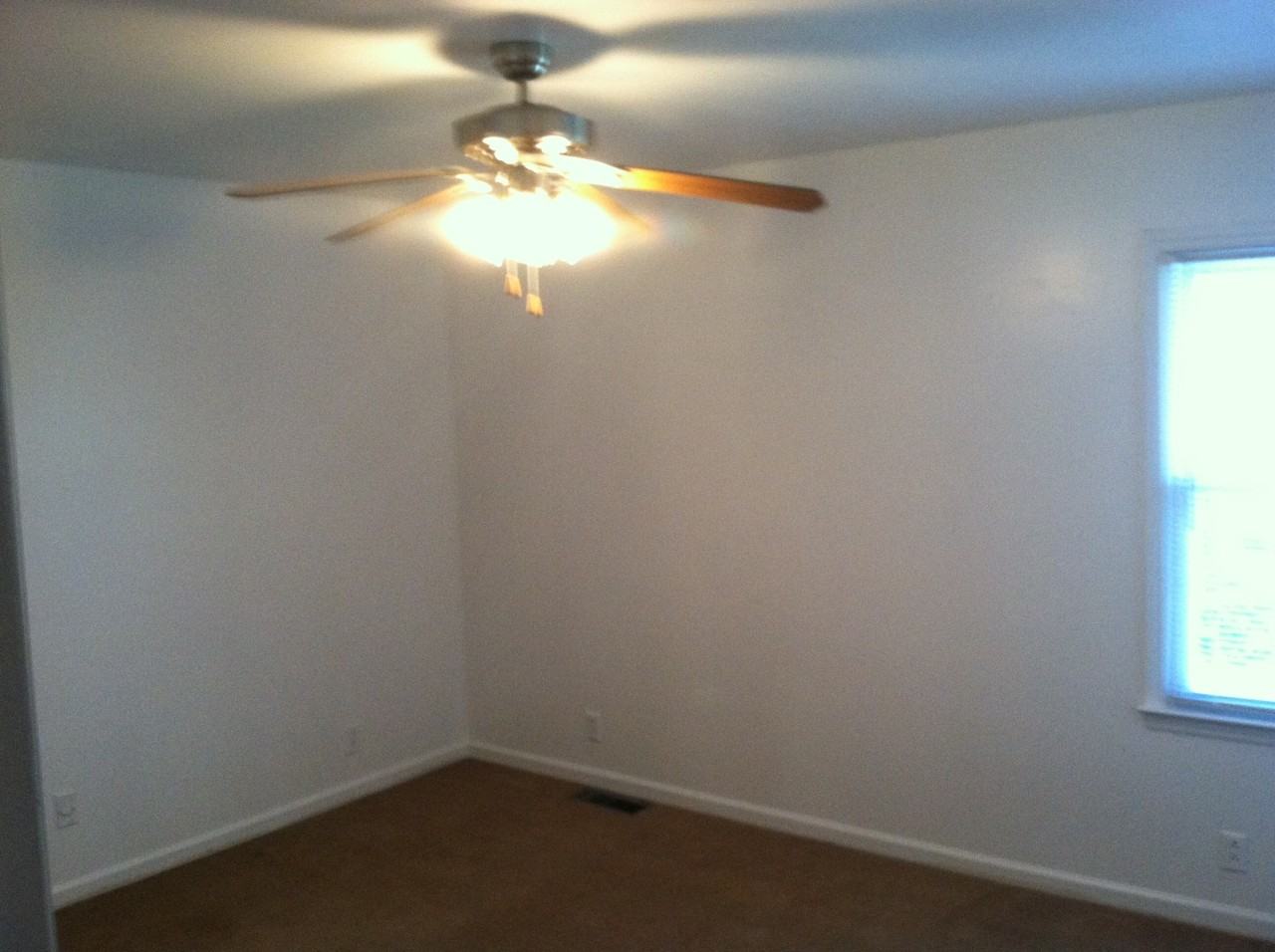 1209 / 1215 Wenlon Drive - Photo 3 of 15