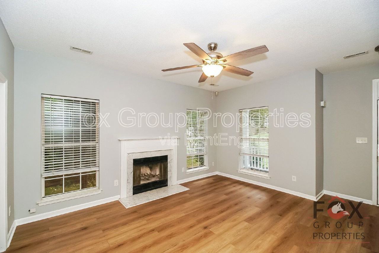 16125 Farmall Dr - Photo 4 of 23