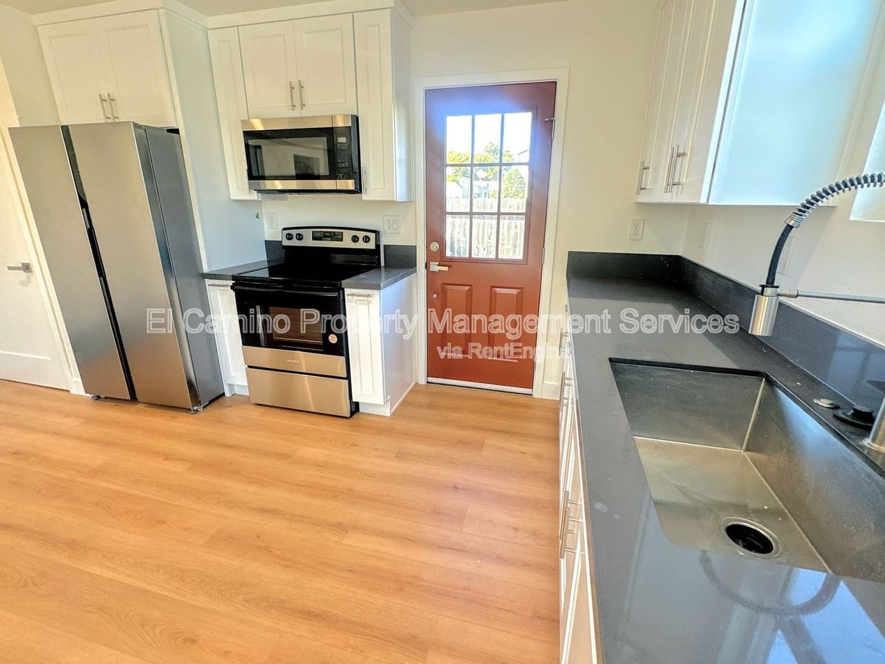 8727 Dalton Ave - Photo 3 of 28