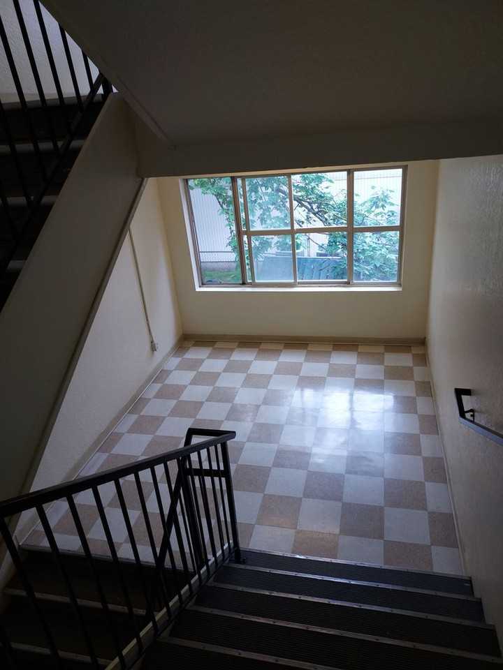 Bridgeview Apartments - Photo 6 of 19