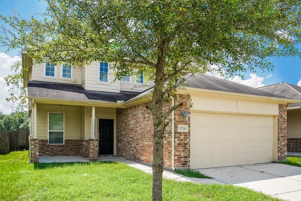 2726 Mesquite Ridge Dr - Photo 2 of 17