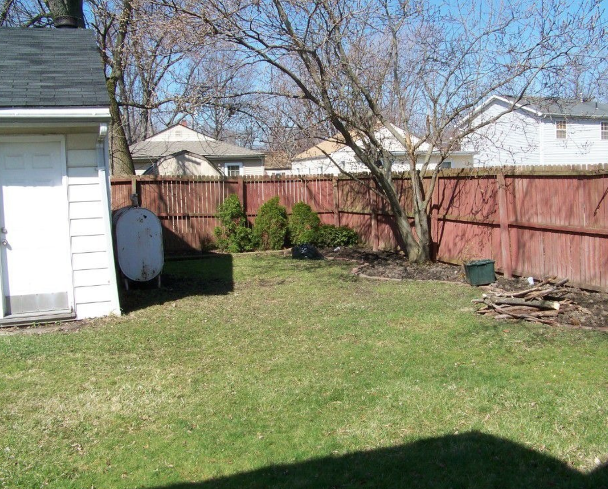 1332 E 360th St - Photo 2 of 10