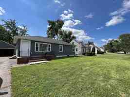 featured image of 1407 32nd St Ne