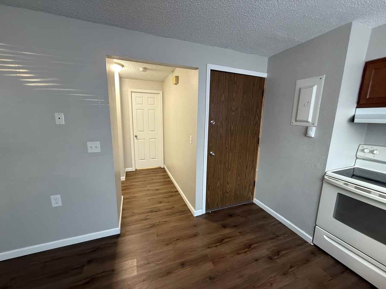 3235-3265 8th St - Photo 3 of 7