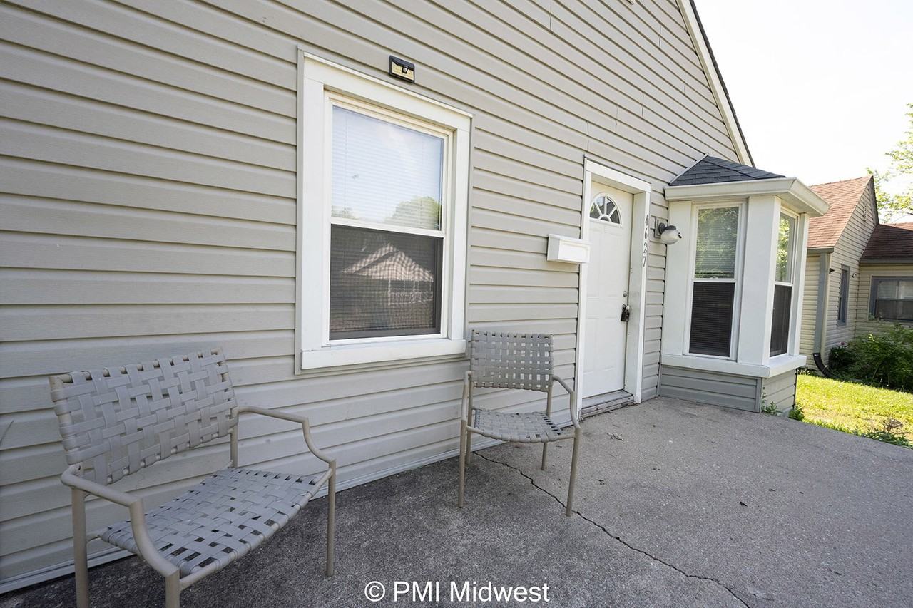 4627 Norwaldo Ave - Photo 3 of 29