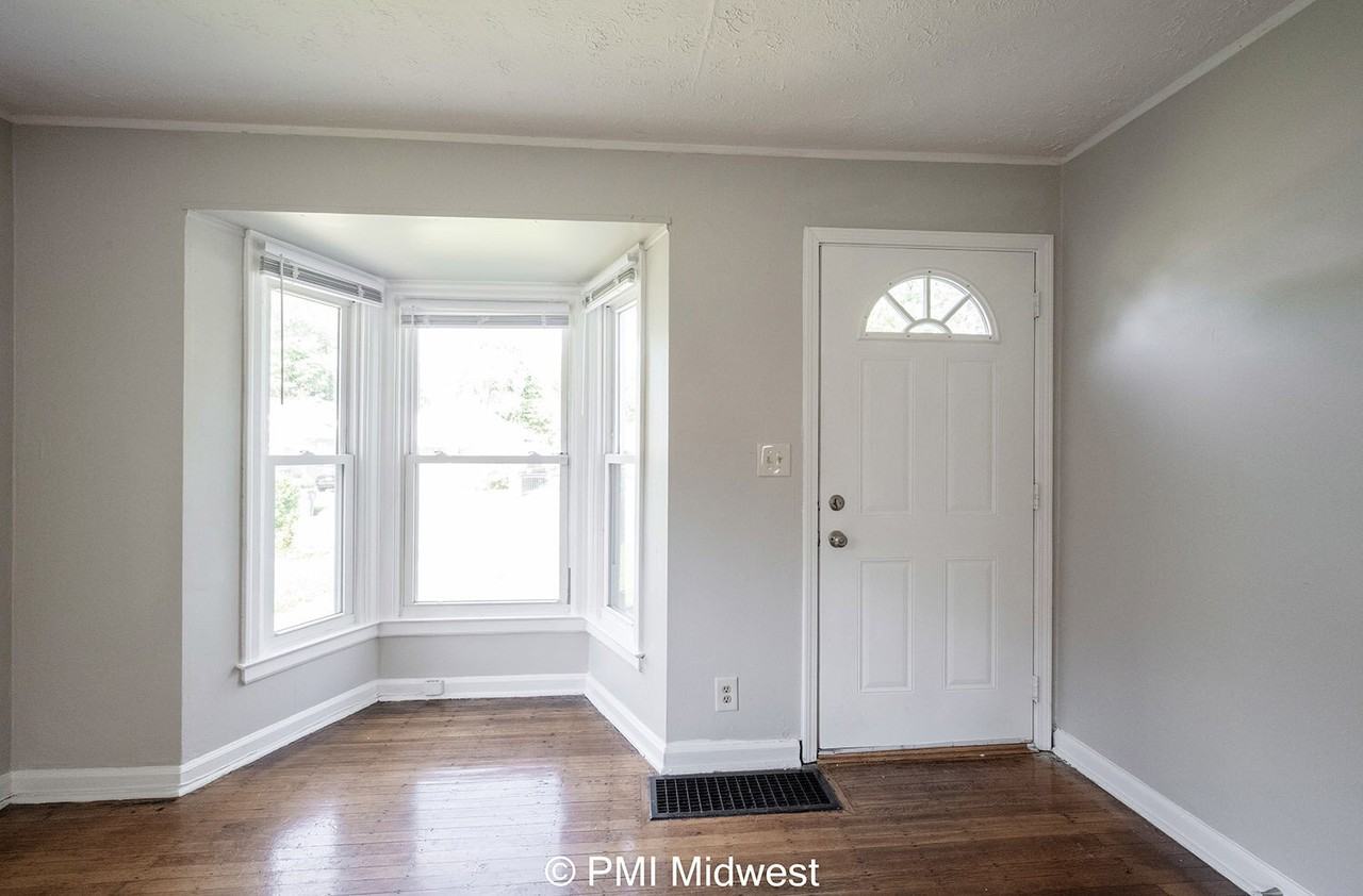 4627 Norwaldo Ave - Photo 6 of 29