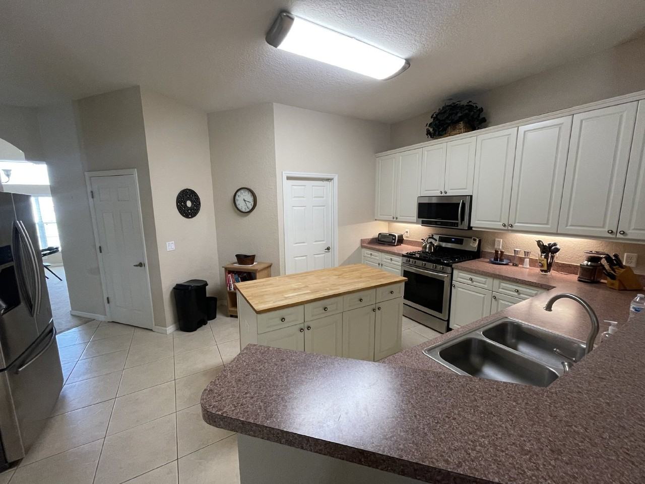 4858 Chastain Dr - Photo 6 of 28
