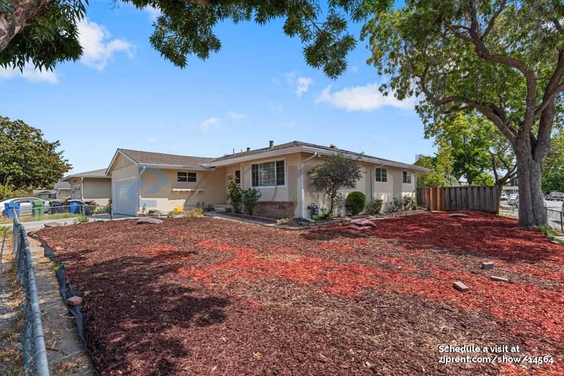 548 Maple Ave - Photo 2 of 24