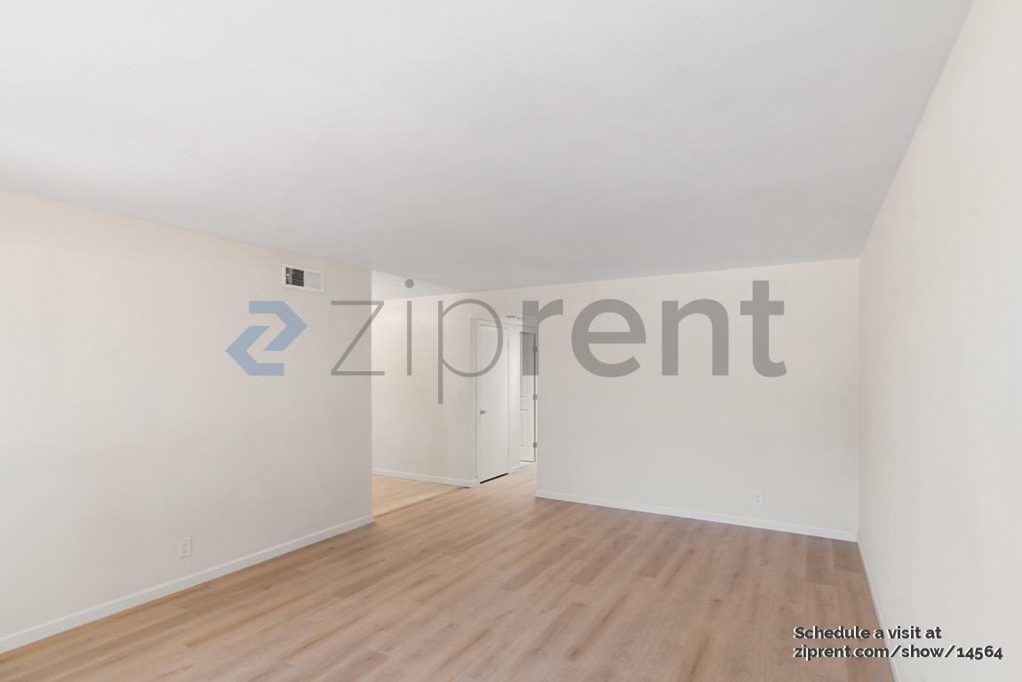 548 Maple Ave - Photo 5 of 24
