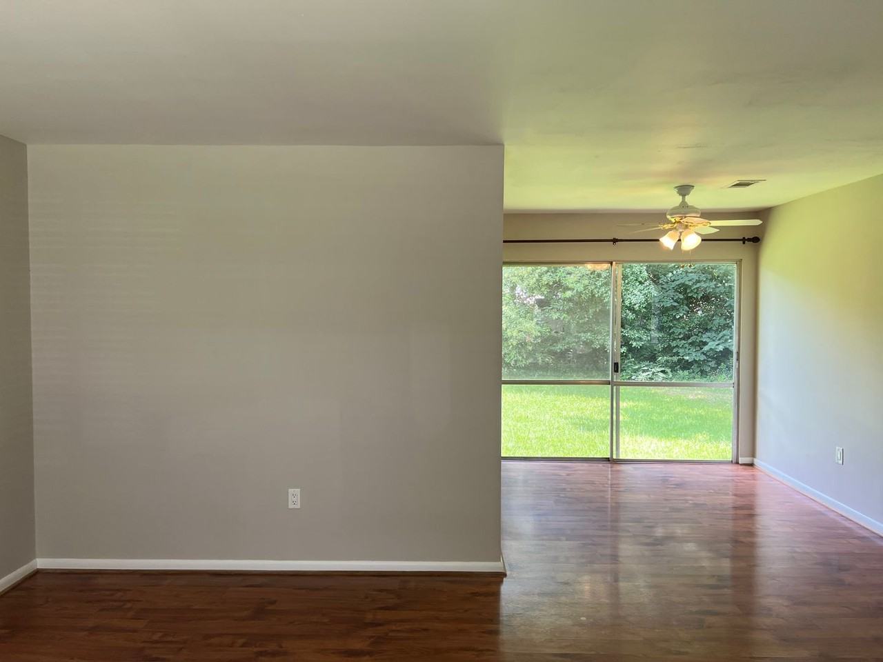 104 Merlin St - Photo 2 of 21