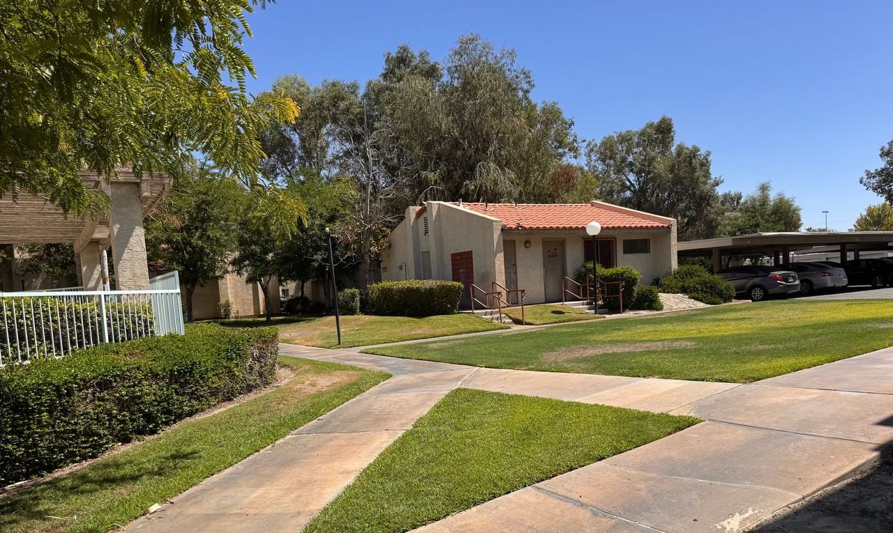 69155 Dinah Shore Dr #6 - Photo 6 of 9