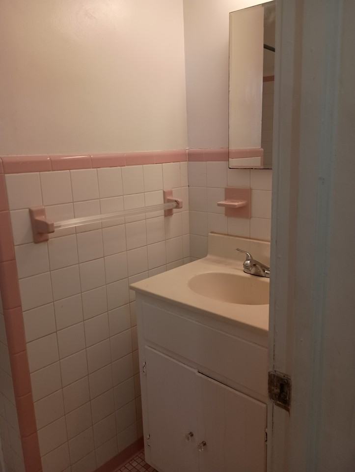 3815 Noble Ave #NA - Photo 2 of 20