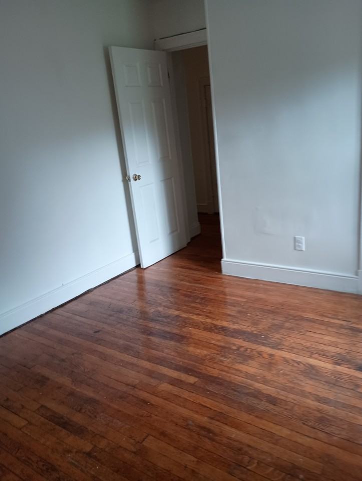 3815 Noble Ave #NA - Photo 3 of 20