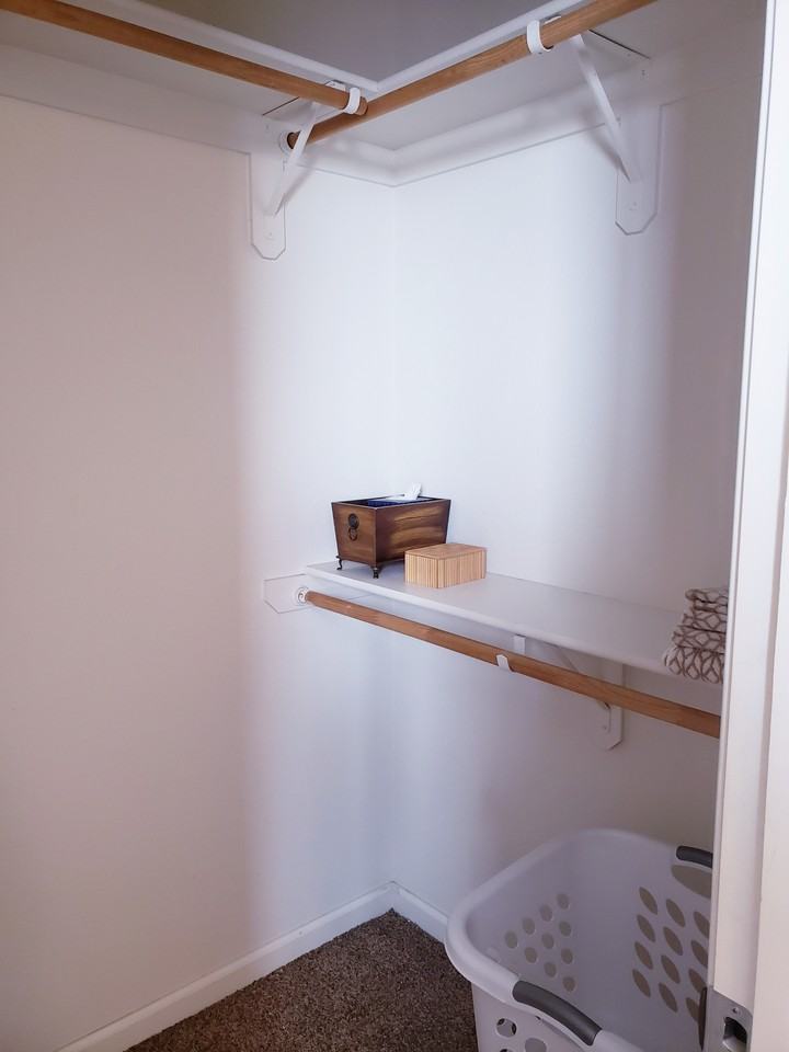 1748 Kodiak Cir #1 - Photo 3 of 13