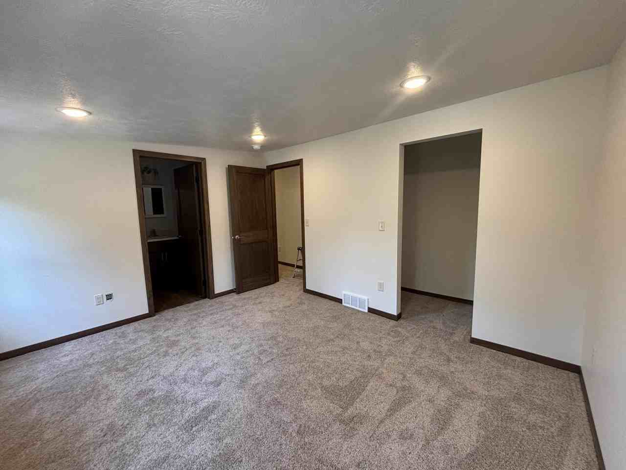 1823 E 34th St N #NA - Photo 7 of 15