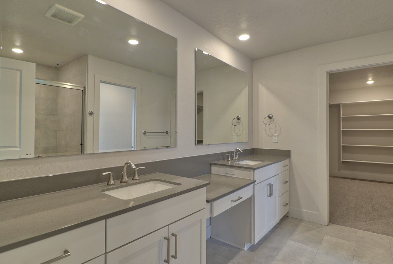 5397 S Perlite Ave - Photo 3 of 26