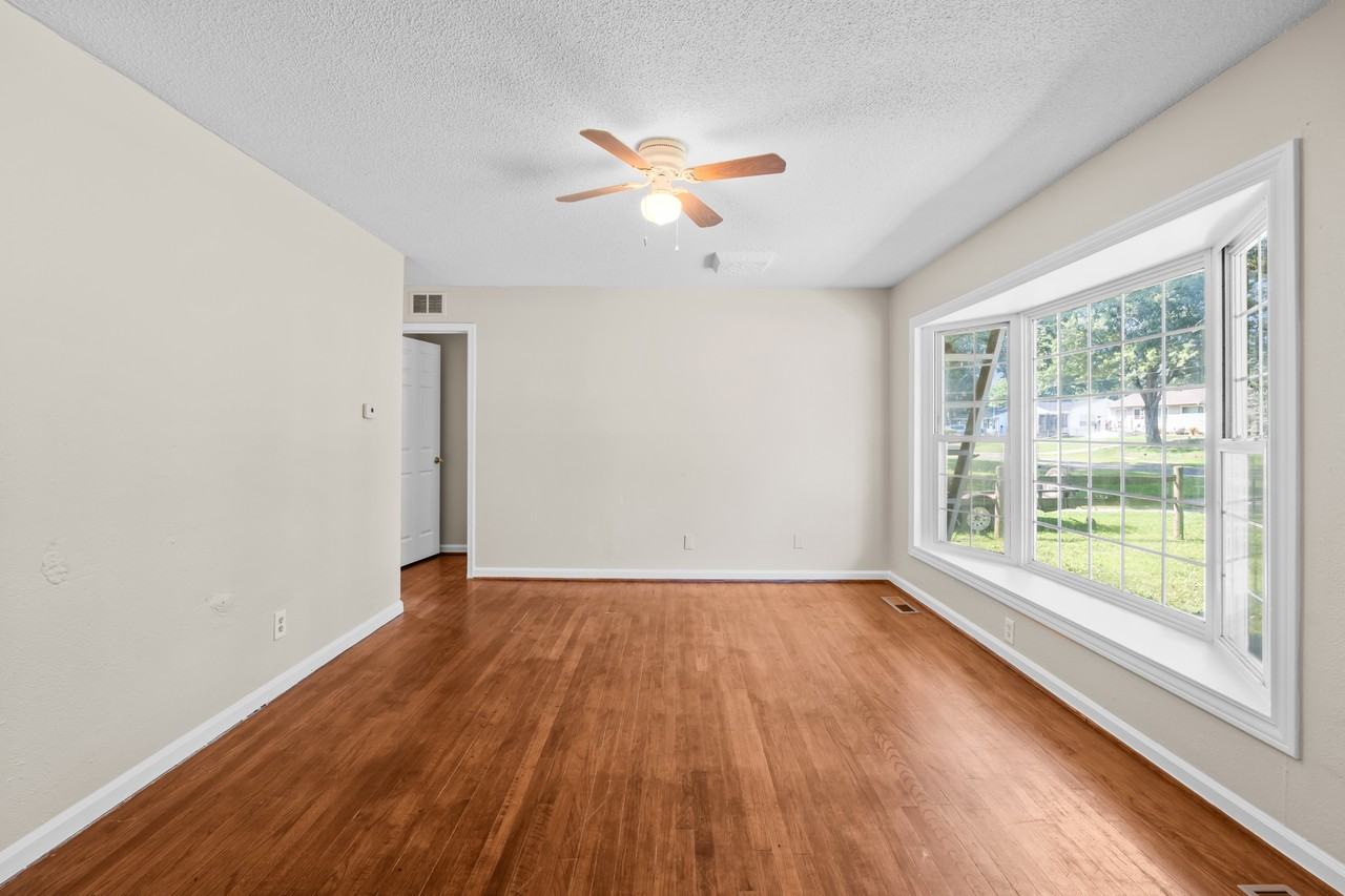 5310 Winona Dr #NA - Photo 3 of 20