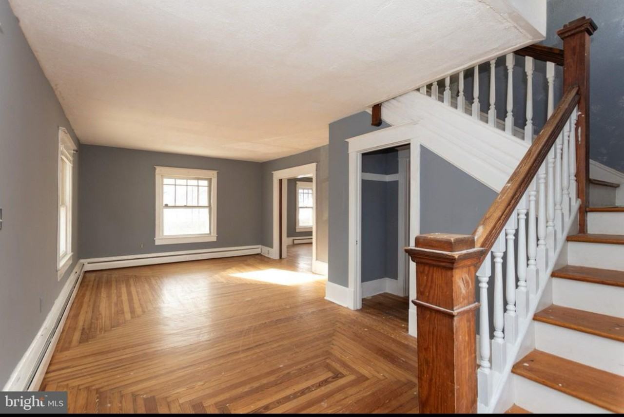 304 4th St #NA - Photo 3 of 7