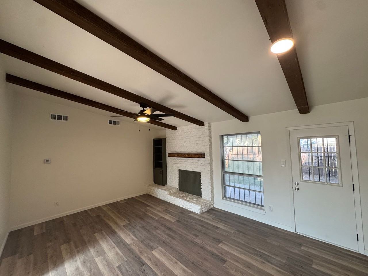 601 Nola Ruth Blvd - Photo 6 of 17