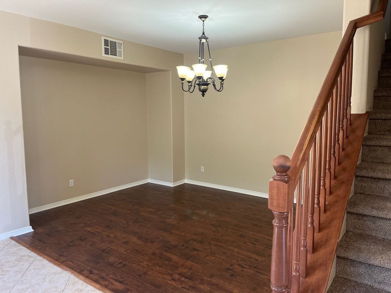 32926 Vine St - Photo 3 of 19