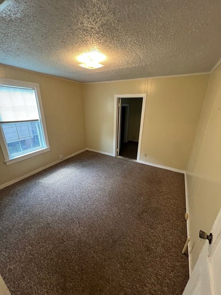 322 W 69th St - Photo 5 of 14