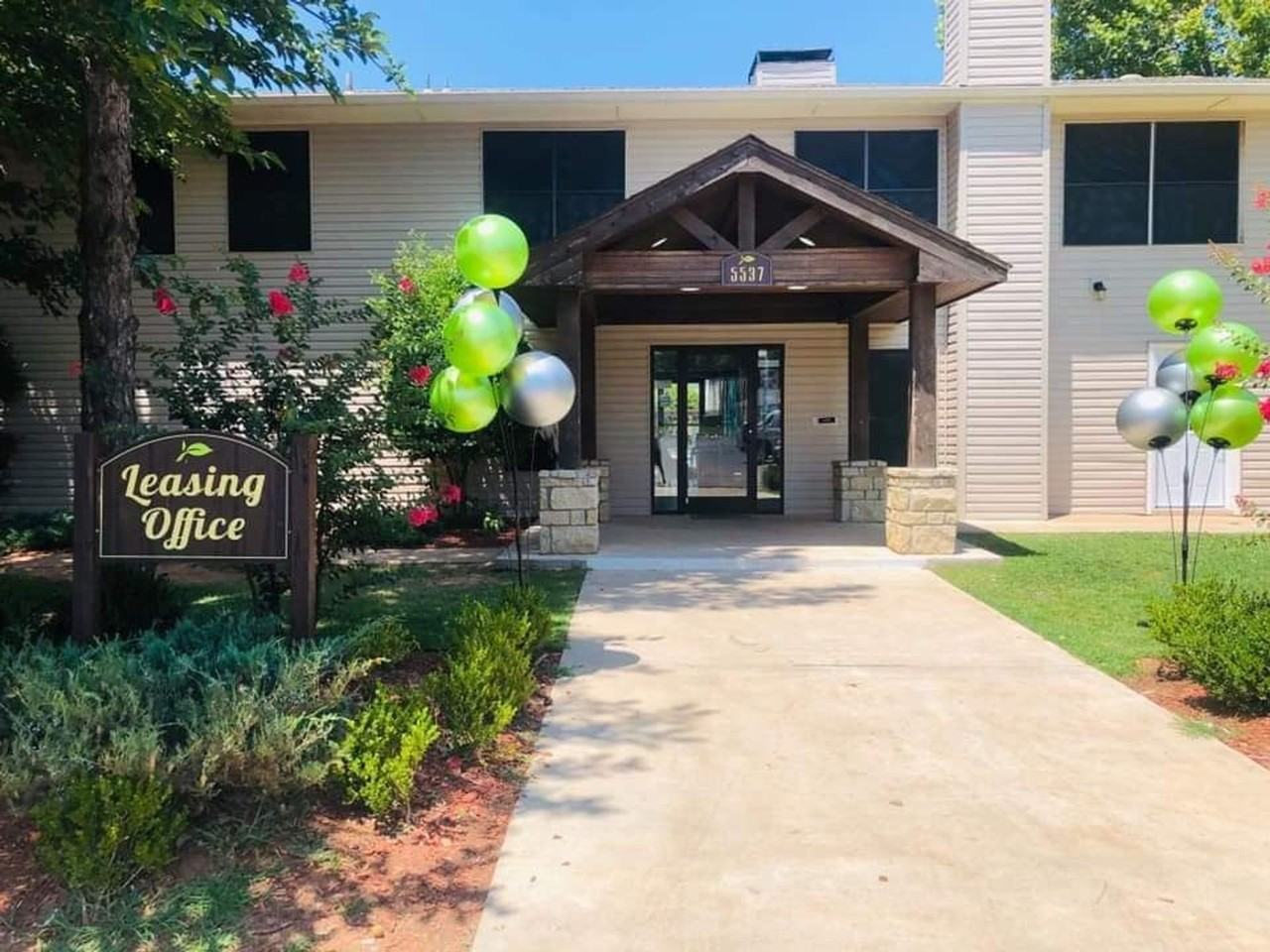 Aspen Walk - Photo 2 of 4