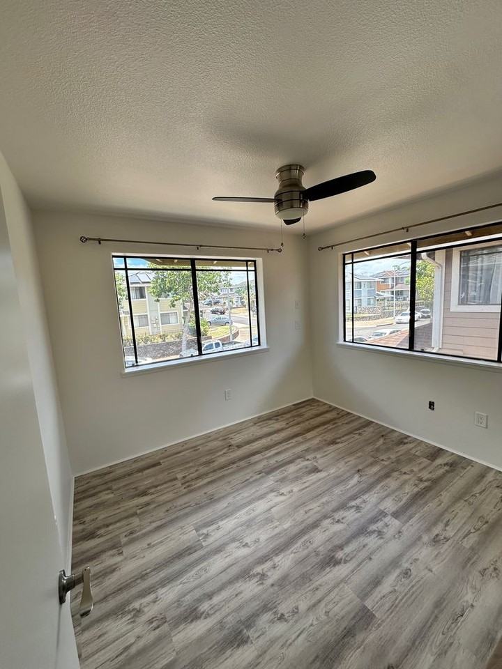 94-1033 Halehau St - Photo 5 of 33