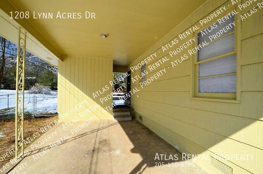 1208 Lynn Acres Dr - Photo 3 of 19