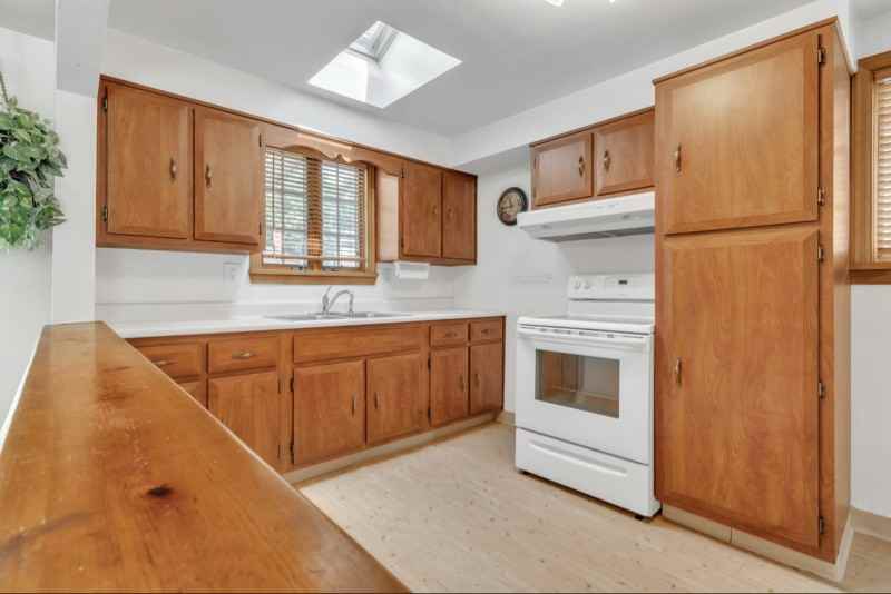 2054 Noblestown Rd - Photo 2 of 6