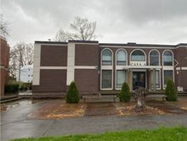 featured image of 915 S Main St