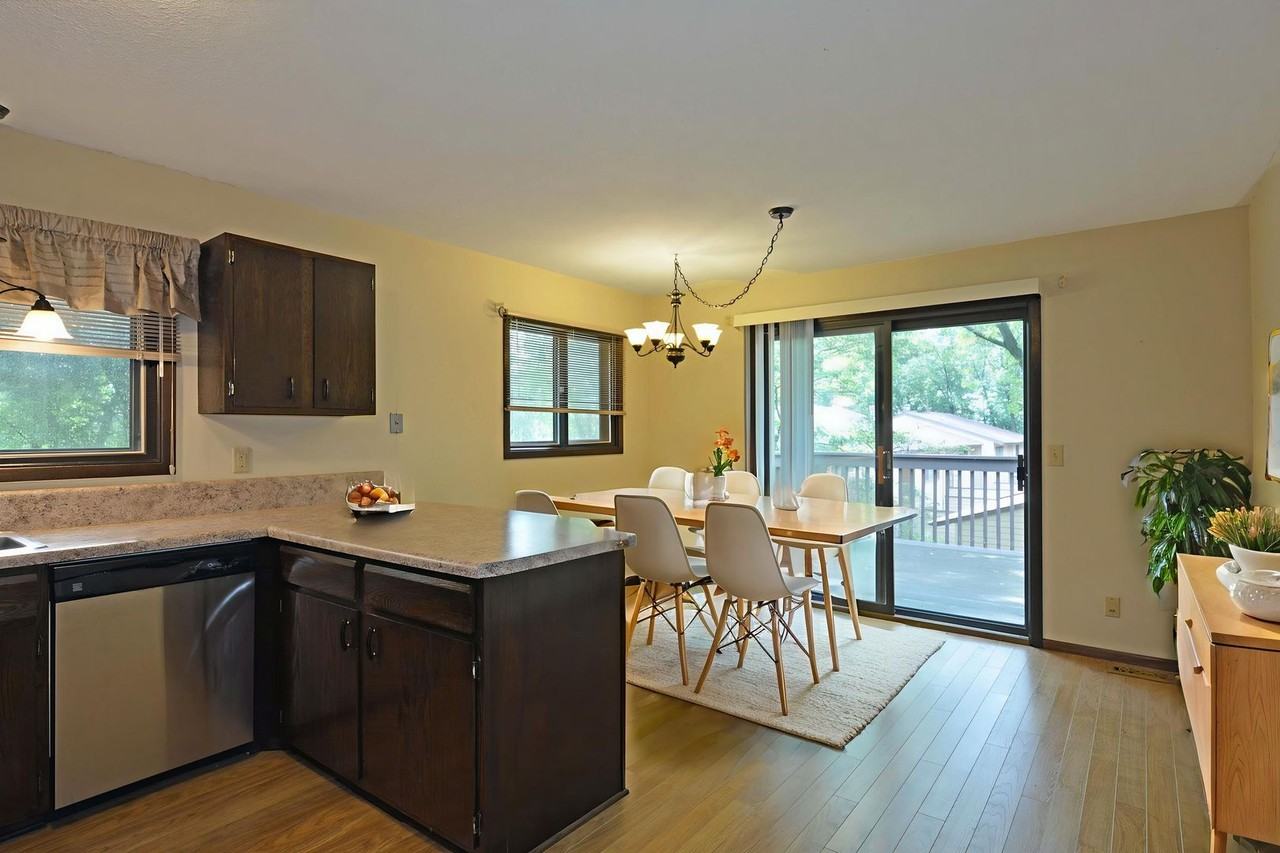 481 W Eagle Lake Dr - Photo 2 of 23