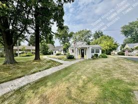 2115 Lake Rd - Photo 1 of 1