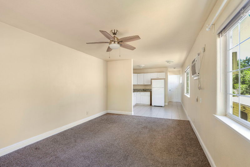 3624 2nd Ave - Photo 2 of 12