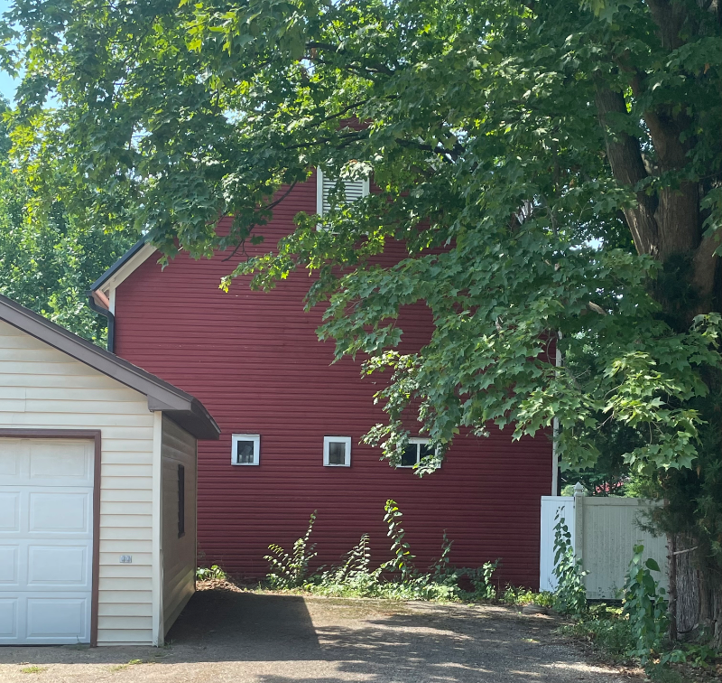 122 S Locust St - Photo 3 of 18