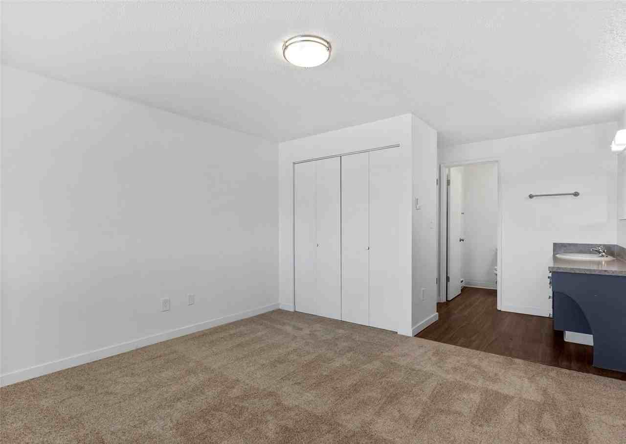 Stateside Flats - Photo 5 of 21